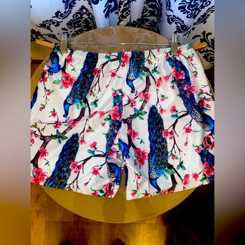 Men’s swim trunks